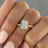 Belle Radiance Orbit Ring